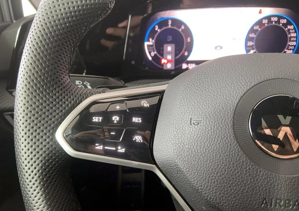 Volkswagen Golf cena 149900 przebieg: 20000, rok produkcji 2023 z Września małe 436